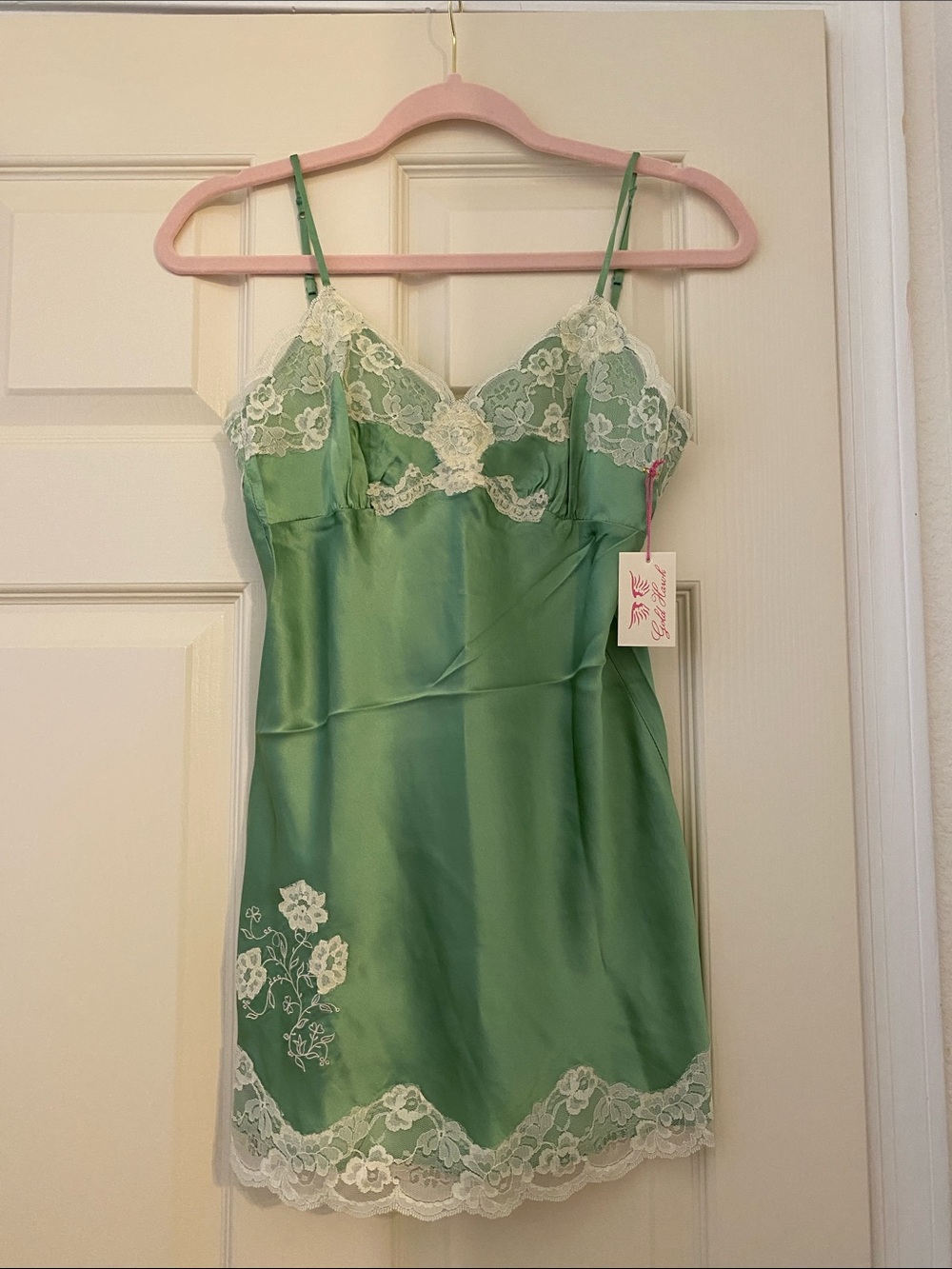 NWT Gold Hawk Leaf Green Silk Tunic
